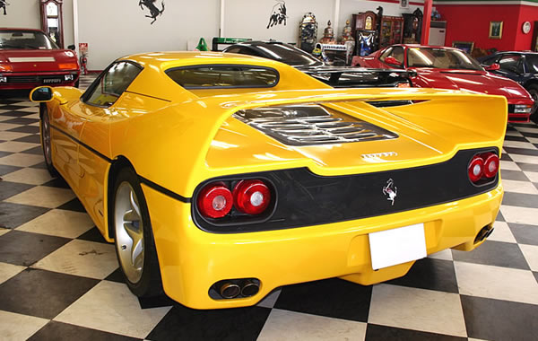 1996 フェラーリ F50 後方