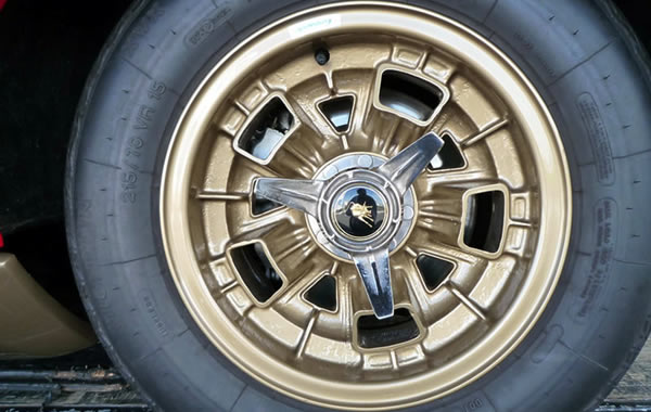 1967 ランボルギーニ ミウラ P400S タイヤホイール