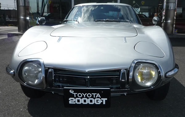 68（S43）トヨタ 2000GT 正面