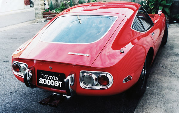 トヨタ 2000GT（前期型） リア