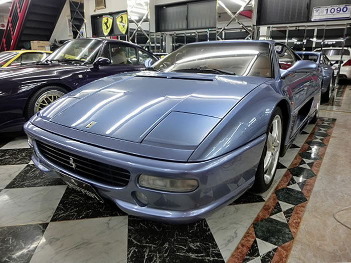 1998 フェラーリ F355 F1 ベルリネッタ：スーパーカーの新車