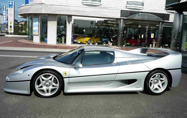 1997 フェラーリ F50：スーパーカーの新車 中古車販売 オート