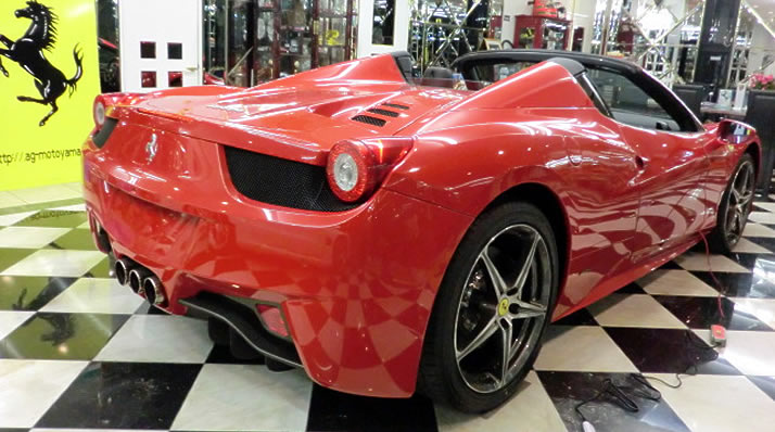 新車] 2012 フェラーリ 458 スパイダー：スーパーカーの新車